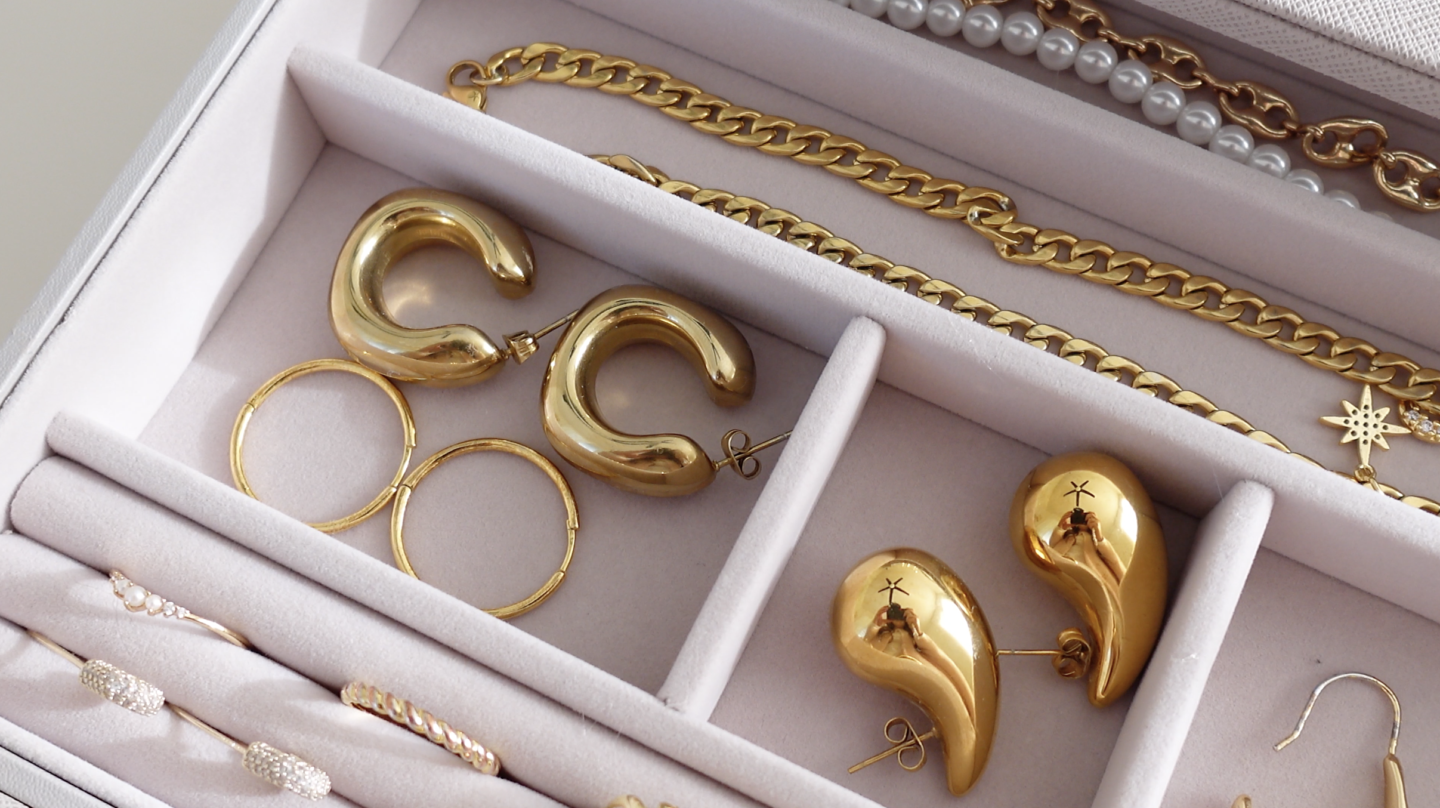 modular jewelry box | gold jewelry collection tour